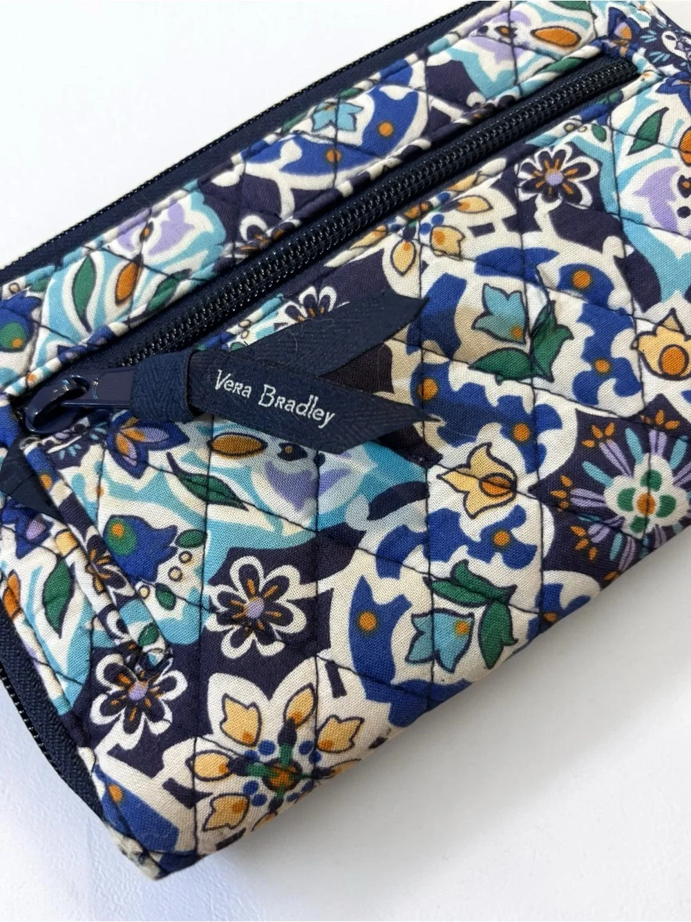 Vera Bradley Lisbon Medallion Cool Retired Turn Lock Wallet Organizer Quilted